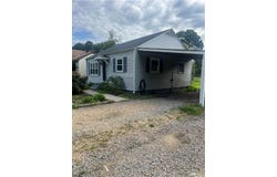 213 Fleetwood Avenue, Waverly, VA 23890