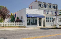 208 N BROADWAY, GLOUCESTER CITY, NJ 08030