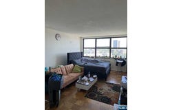 7004 Boulevard E, Guttenberg, NJ 07093