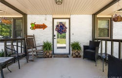 59 Oak Hill Road, Eldon, MO 65026