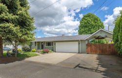 305 S STEEN Rd, Veradale, WA 99037