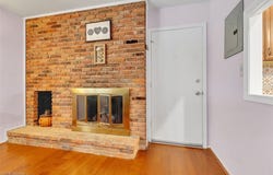 2854 Pease Drive, Rocky River, OH 44116