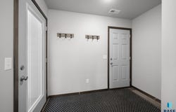 516 S Mary Gene Ave, Sioux Falls, SD 57106
