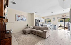 3370 W 106th Ter, Hialeah, FL 33018