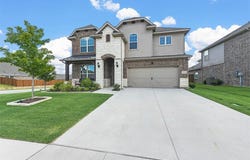 1048 Rosebay Drive, Justin, TX 76247