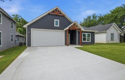 110 W Hull Street, Denison, TX 75021