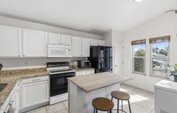 7415 N 68TH Drive, Glendale, AZ 85303