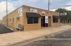 210 E 7th Street, Dumas, TX 79029