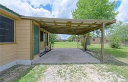 3154 County Road 406, Beeville, TX 78102
