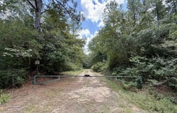 Ernest Everett Road, Vinegar Bend, AL 36584