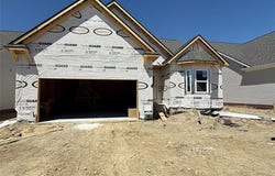 305 Devonshire Drive, Lapeer, MI 48446