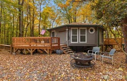 125 Pond Creek Road, Beech Mountain, NC 28604