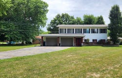 2925 Waldron Rd, Kankakee, IL 60901