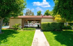 18220 Oxnard Street, Tarzana, CA 91356