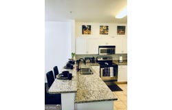 870 Mayson Turner, Atlanta, GA 30314
