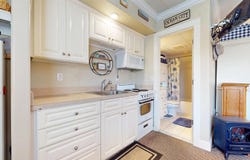 900 Wesley Ave, Ocean City, NJ 08226