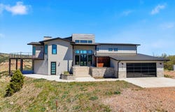 2111 Vantage Cir, Spearfish, SD 57783