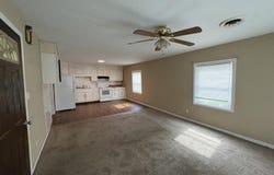 2706 E 4th Street, Joplin, MO 64801