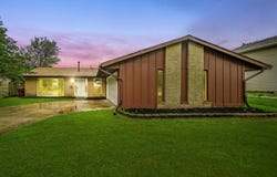 3032 E 223rd Street, Sauk Village, IL 60411