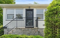 268 Warburton Ave, Hawthorne Boro, NJ 07506-1835