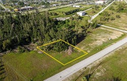 804 SW 2nd Terrace, Cape Coral, FL 33991