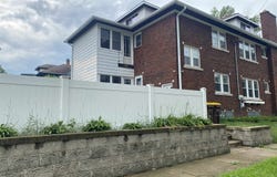 129 Regan, ROCKFORD, IL 61107