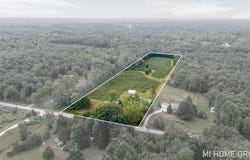 74721 30th Avenue, Covert, MI 49043
