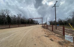 1215 Walleye Creek, Lexington, TX 78947