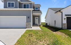108 S Valley View Drive, Norwalk, IA 50211
