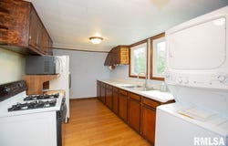 721 N MAIN Street, Eureka, IL 61530