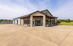 1910 E Jackson Street, Hugo, OK 74743
