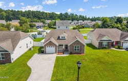 103 Falcon Landing Court, New Bern, NC 28560