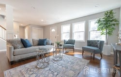25 4th Place, Piscataway, NJ 08854