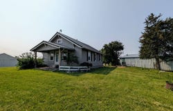 2260 310th St, Exira, IA 50076