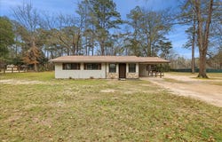 262 CR 165, Jasper, TX 75951