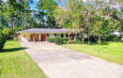 118 Pinehurst Drive, Blackshear, GA 31516