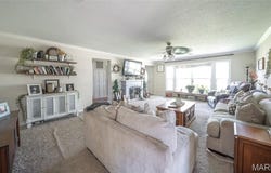 374 N Highway 137, Raymondville, MO 65555