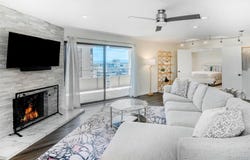 800 Pearl Street, Denver, CO 80203