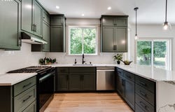 2110 LABONA DR, Eugene, OR 97404