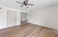 2513 E 22nd St N, Wichita, KS 67219