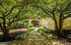 7 BITTERSWEET DRIVE, WEST CHESTER, PA 19382