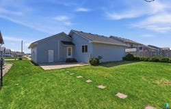 908 Miah St, Harrisburg, SD 57032