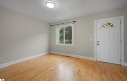 3855 Hammond Road, Traverse City, MI 49686