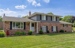 7255 Starcliff Avenue NW, North Canton, OH 44720