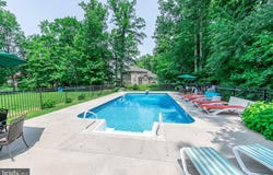 23 WATERVIEW DRIVE, PILESGROVE, NJ 08098