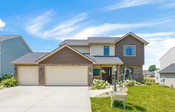 2125 Lindenwood Avenue, Warsaw, IN 46580-5831