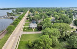 S MAIN Street, OSHKOSH, WI 54902-0000