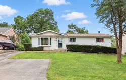 35065 N Hilldale Drive, Ingleside, IL 60041