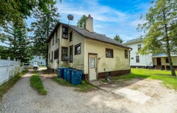 203 E Delaware Street, Decatur, MI 49045