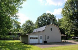 929 E Park Avenue, Columbiana, OH 44408